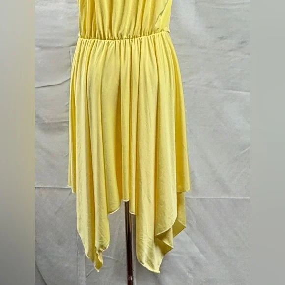 (S) THIS IS A FEEL-GOOD DRESS! Plunging V Handkerchief Skirt Sundress - Picture 5 of 6
